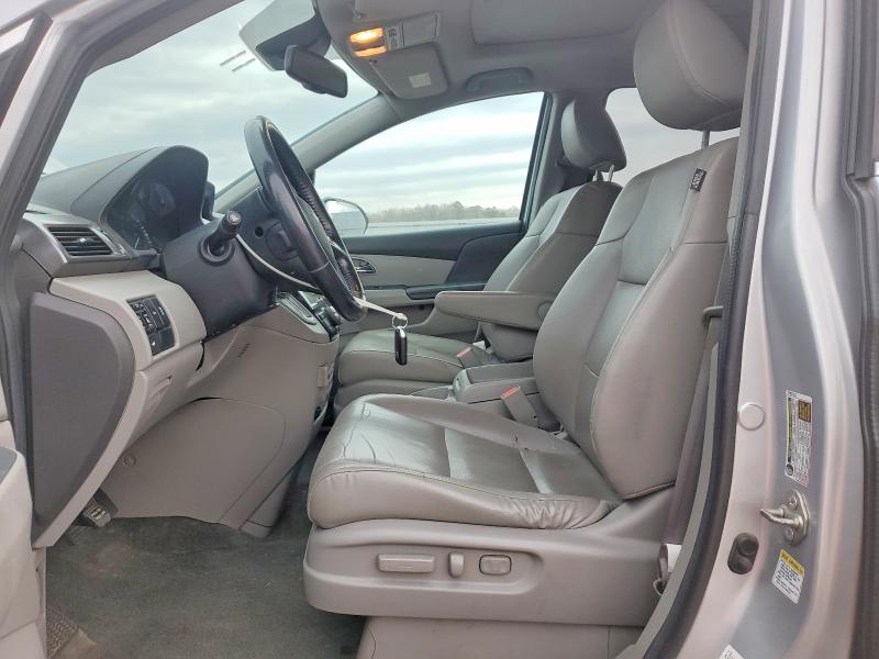 Photo 7 from auction – 2014 HONDA ODYSSEY with VIN 5FNRL5H63EB027626