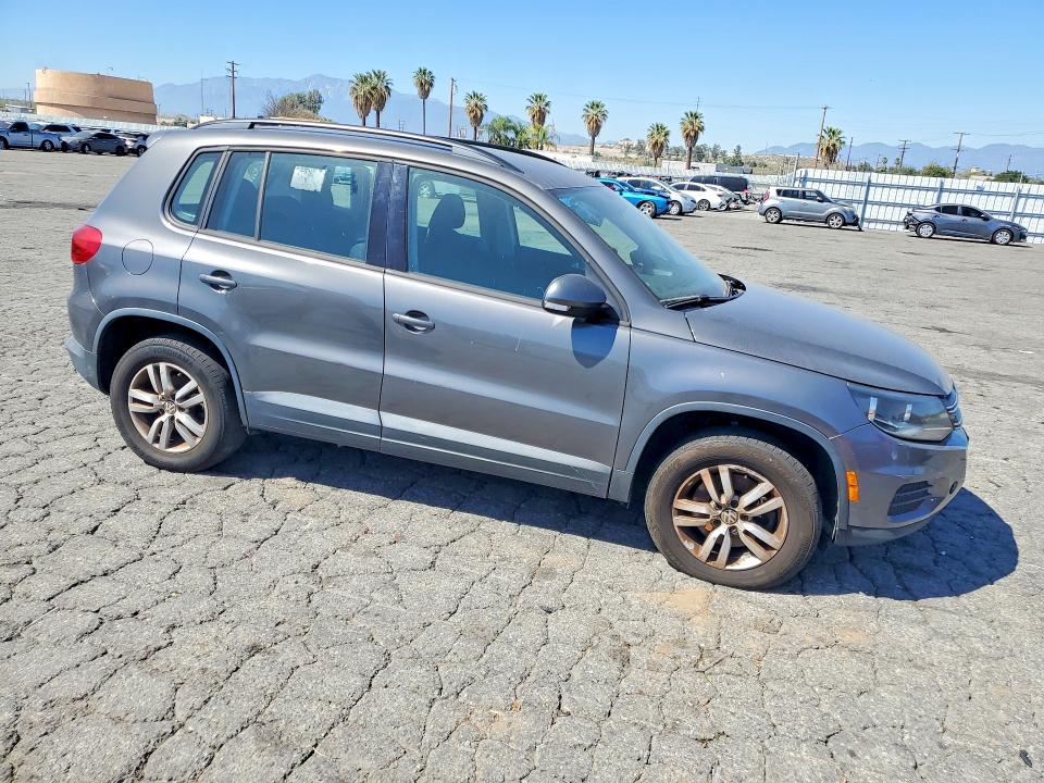 Photo 4 from auction – 2015 VOLKSWAGEN TIGUAN with VIN WVGAV7AX9FW613035