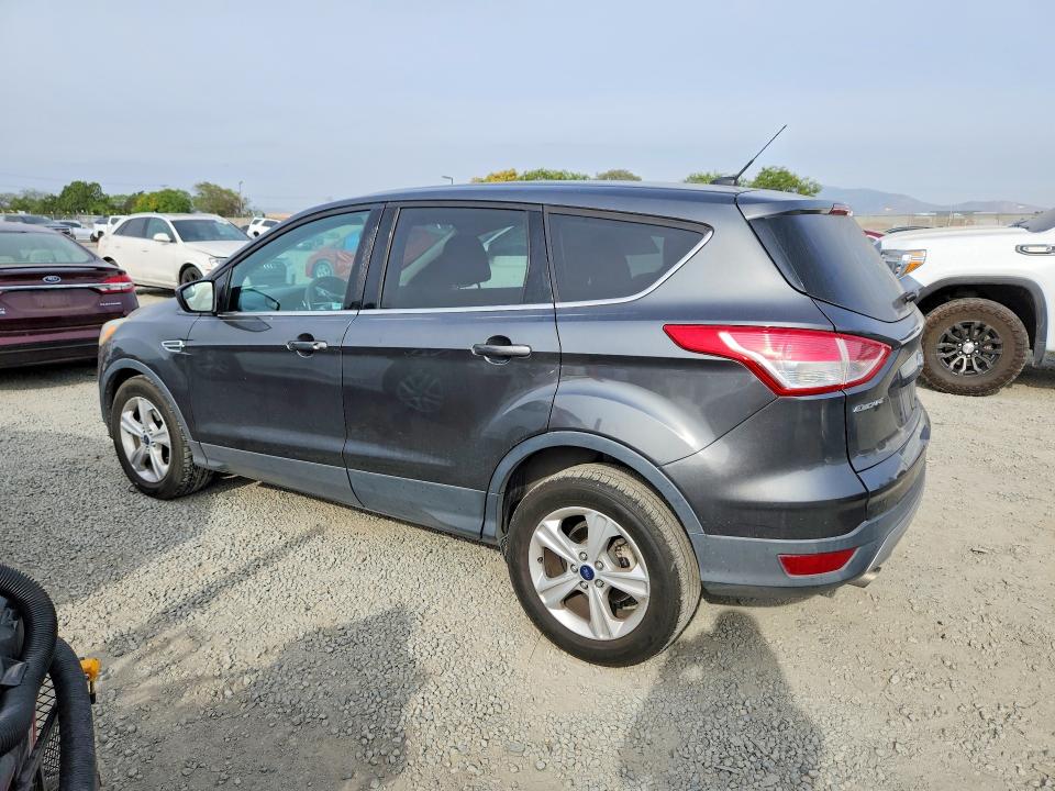 Photo 2 from auction – 2016 FORD ESCAPE with VIN 1FMCU0G70GUB73116