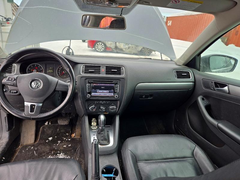 Photo 8 from auction – 2014 VOLKSWAGEN JETTA with VIN 3VWL07AJ1EM310978