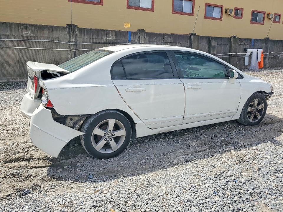 Photo 3 from auction – 2010 HONDA CIVIC with VIN 2HGFA1F68AH532409