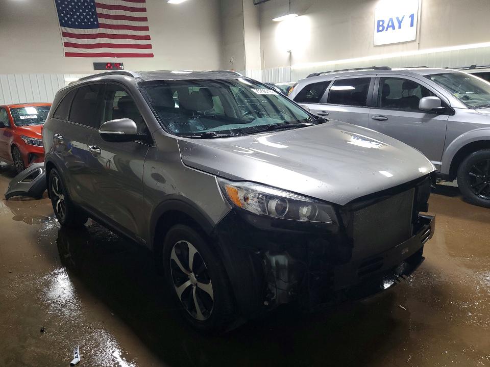 Photo 4 from auction – 2016 KIA SORENTO with VIN 5XYPHDA54GG021527