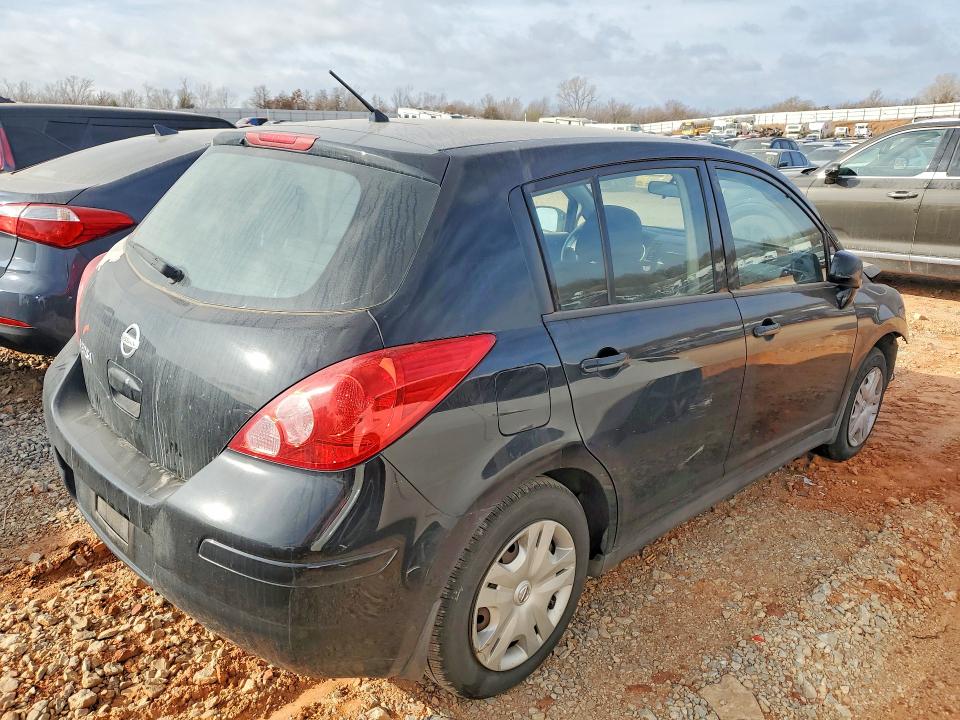 Photo 3 from auction – 2011 NISSAN VERSA with VIN 3N1BC1CP5BL369928