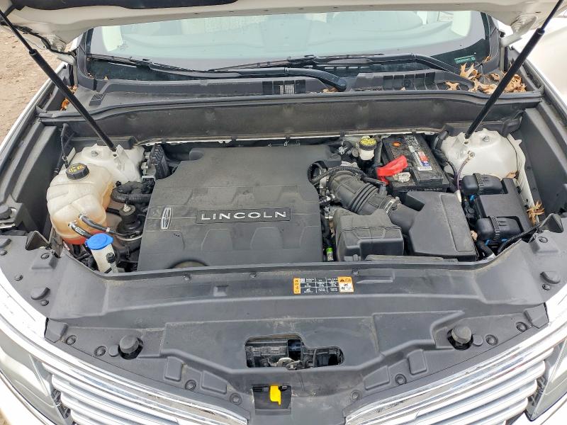 Photo 12 from auction – 2016 LINCOLN MKX with VIN 2LMTJ6LR7GBL80177