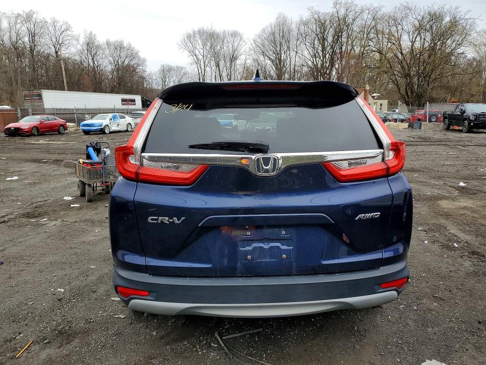 Photo 6 from auction – 2017 HONDA CR-V with VIN 2HKRW2H5XHH654116