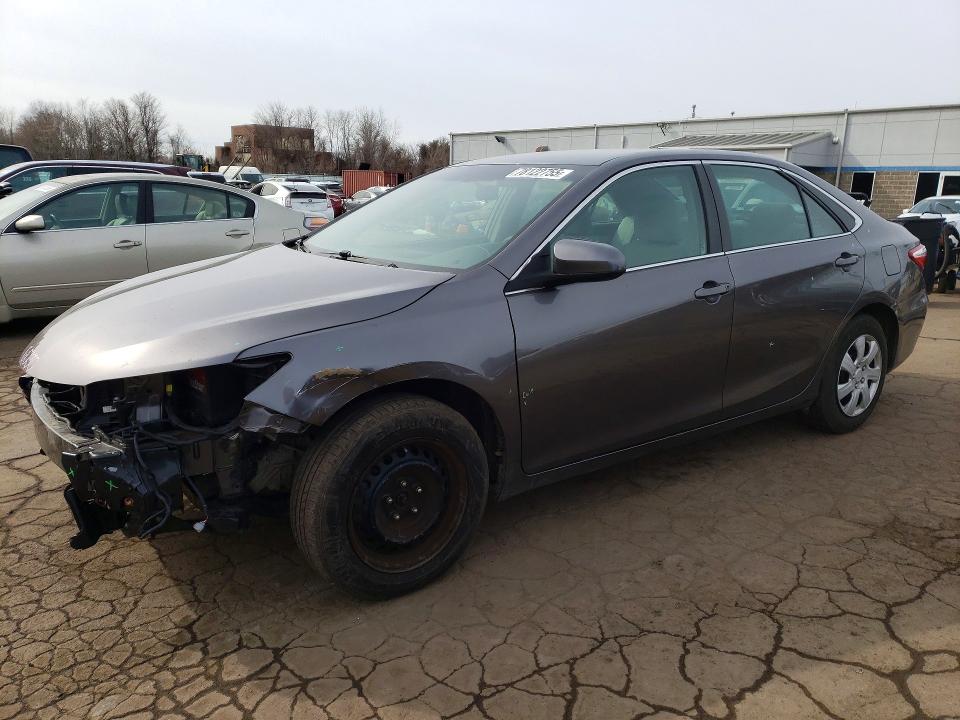 TOYOTA CAMRY 2016 with VIN 4T4BF1FK2GR563979 - Photo from auction