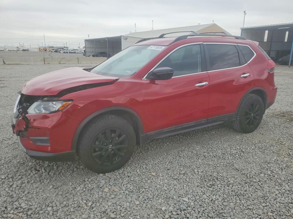 NISSAN ROGUE 2017 with VIN 5N1AT2MV5HC876467 - Photo from auction