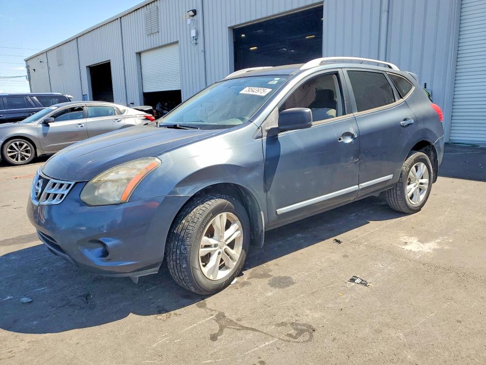 NISSAN ROGUE SELECT 2015 with VIN JN8AS5MT7FW664340 - Photo from auction