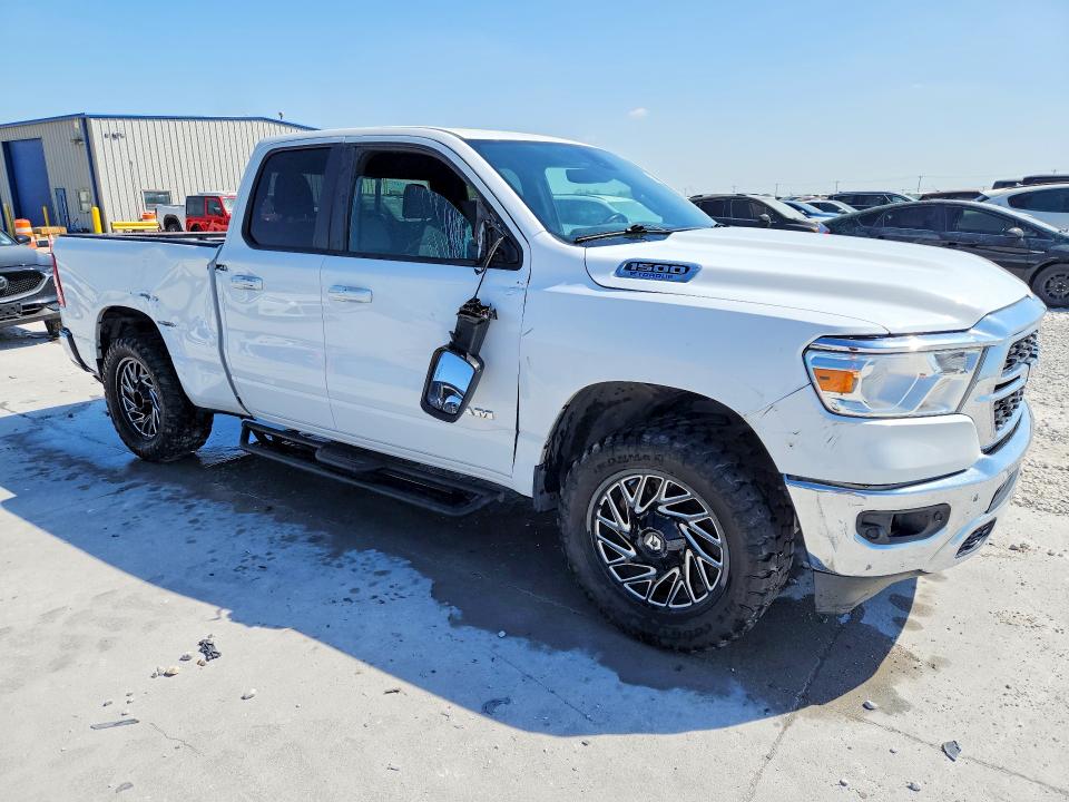 Photo 4 from auction – 2022 RAM 1500 with VIN 1C6RREBG8NN273323