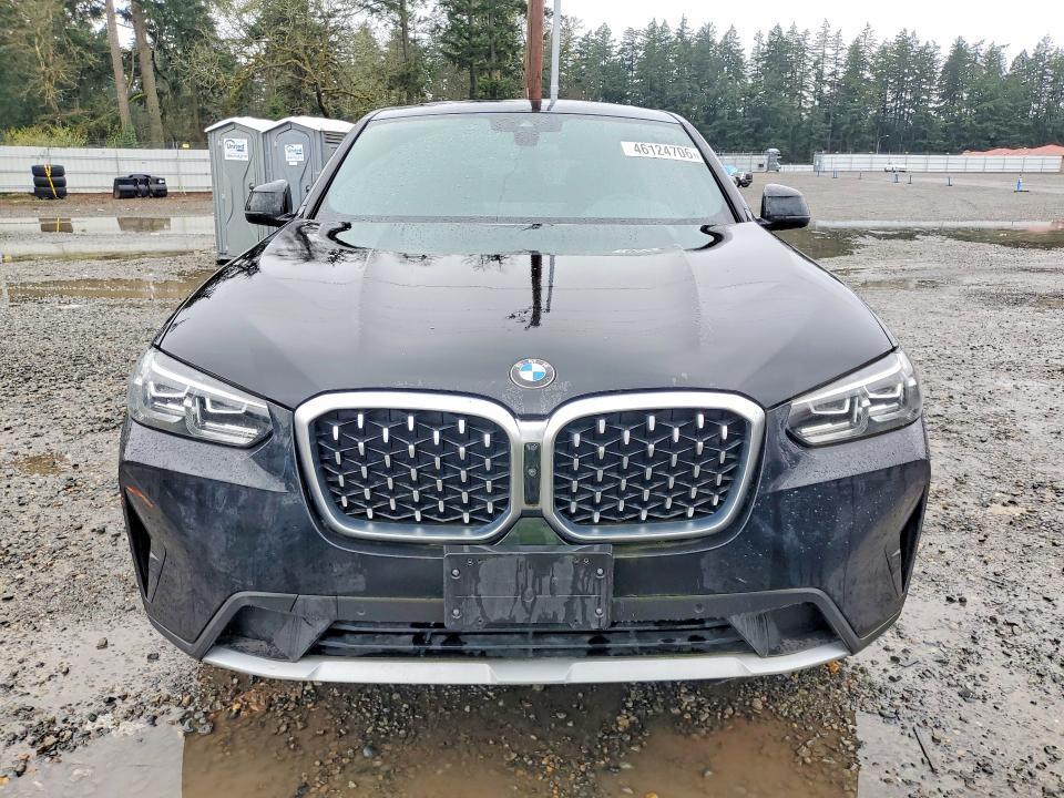 Photo 5 from auction – 2023 BMW X4 with VIN 5UX33DT06P9N63422