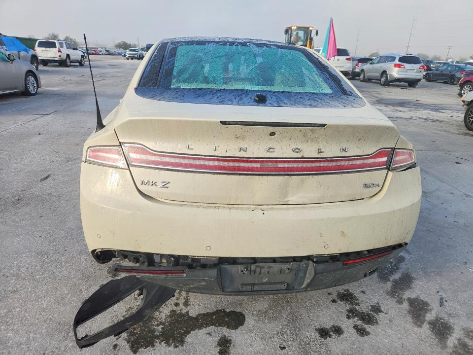 Photo 6 from auction – 2014 LINCOLN MKZ with VIN 3LN6L2LU8ER814248