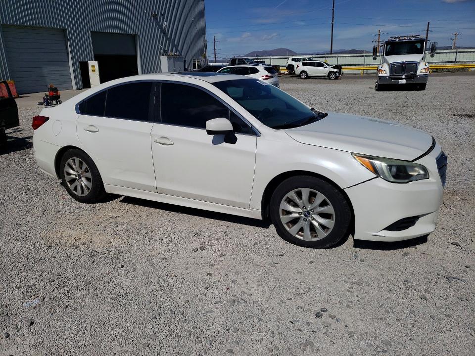 Photo 4 from auction – 2015 SUBARU LEGACY with VIN 4S3BNAE68F3034000