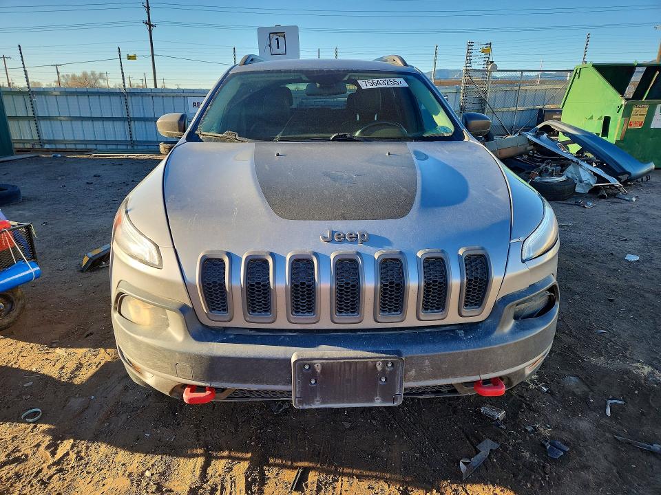 Photo 5 from auction – 2014 JEEP CHEROKEE with VIN 1C4PJMBS4EW220215