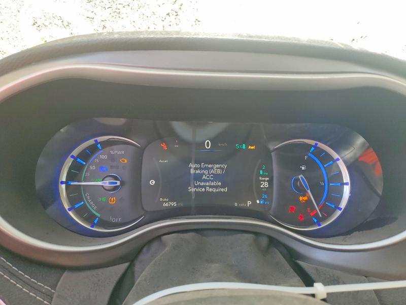 Photo 9 from auction – 2022 CHRYSLER PACIFICA with VIN 2C4RC1L77NR164047