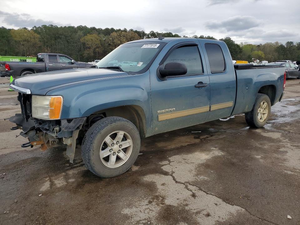 GMC SIERRA 2013 with VIN 1GTR1VE09DZ236268 - Photo from auction