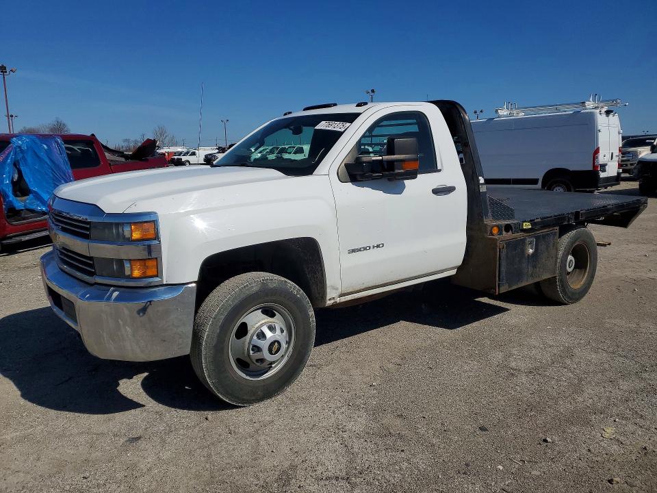 CHEVROLET SILVERADO 2015 with VIN 1GB3KYCG8FF543136 - Photo from auction