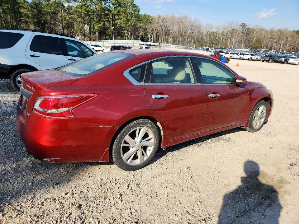Photo 3 from auction – 2013 NISSAN ALTIMA with VIN 1N4AL3AP9DC247472