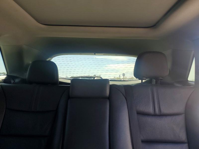 Photo 10 from auction – 2012 KIA SORENTO with VIN 5XYKU4A20CG301368