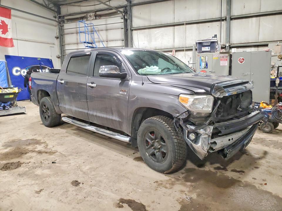 Photo 4 from auction – 2015 TOYOTA TUNDRA with VIN 5TFAY5F13FX470338