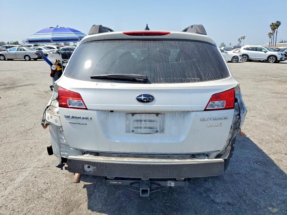 Photo 6 from auction – 2014 SUBARU OUTBACK with VIN 4S4BRBDC7E3294058