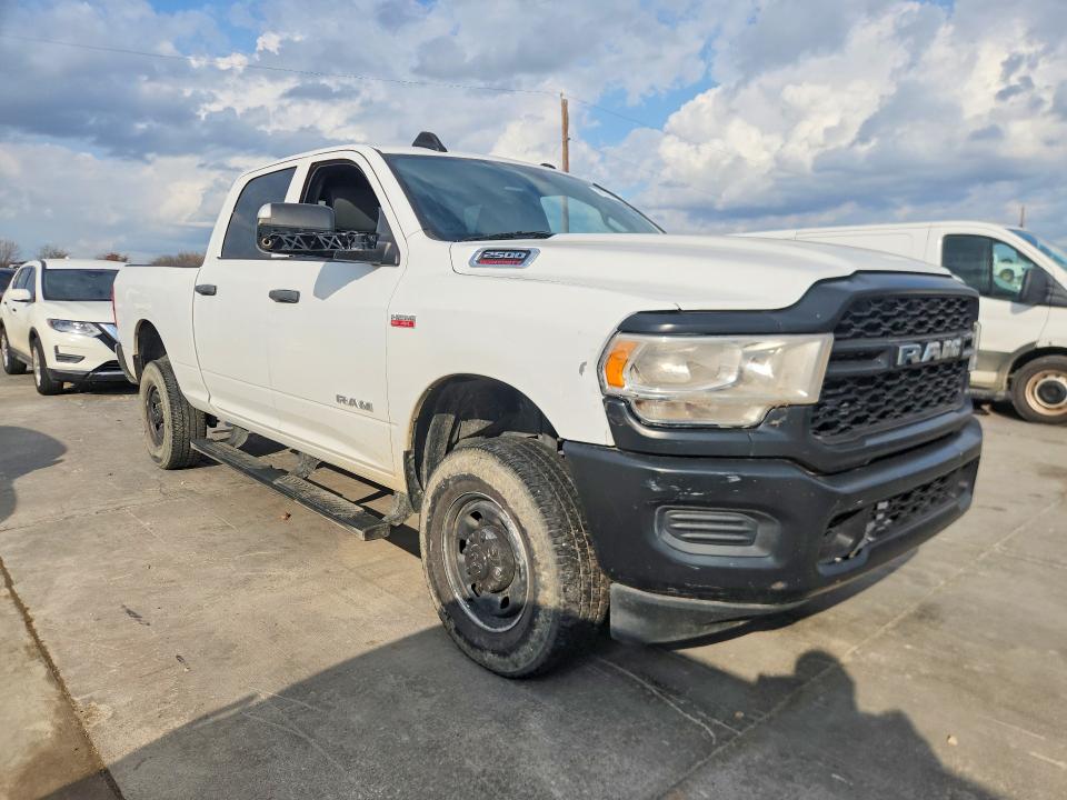 صورة رقم 4 من المزاد - 2022 RAM 2500 مع VIN 3C6UR5CJ6NG203137