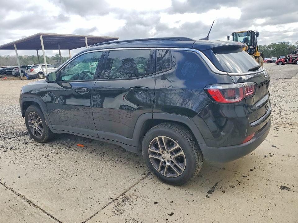 Photo 2 from auction – 2020 JEEP COMPASS with VIN 3C4NJCBB7LT212579