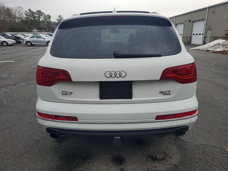 Zdjęcie 6 z aukcji – 2015 AUDI Q7 z VIN WA1LGAFE9FD024522
