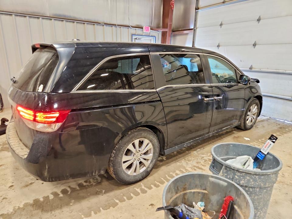 Photo 3 from auction – 2016 HONDA ODYSSEY with VIN 5FNRL5H67GB057554