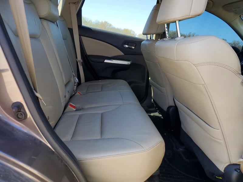 Снимка 11 от търг – 2016 HONDA CR-V с VIN 2HKRM3H74GH548725