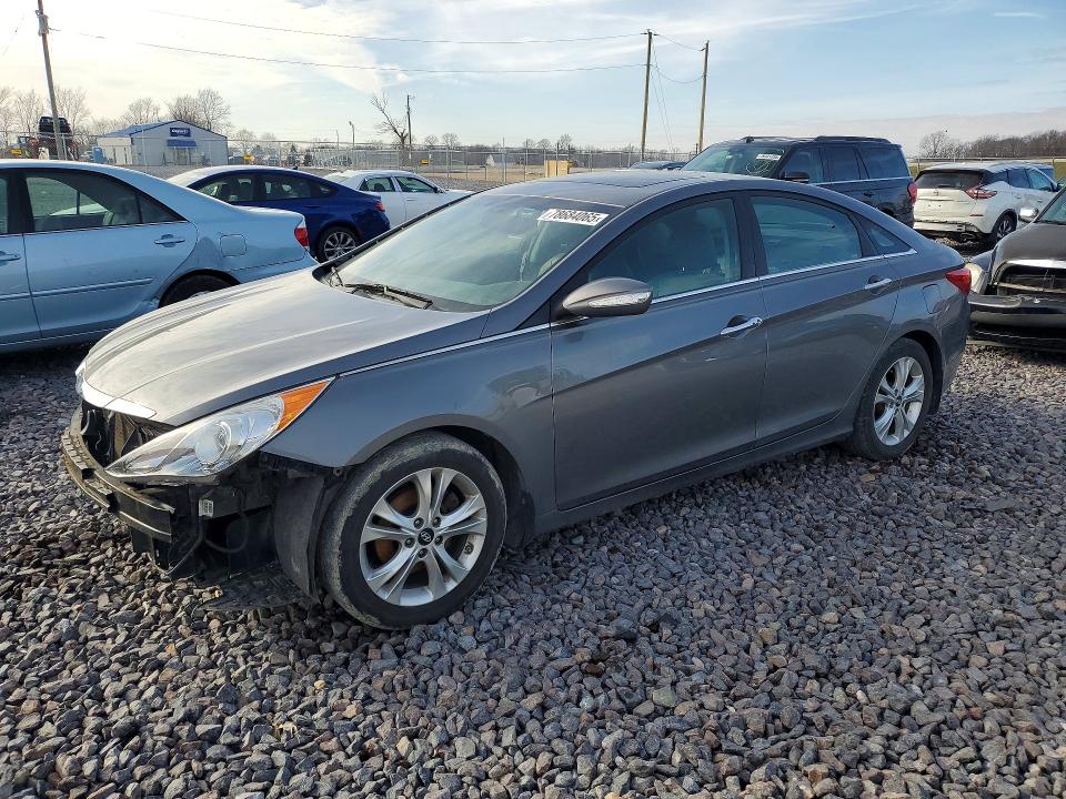 HYUNDAI SONATA 2013 with VIN 5NPEC4AC1DH565346 - Photo from auction