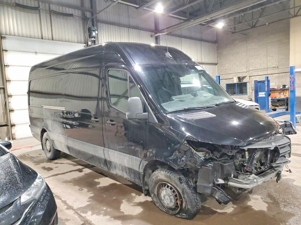 Photo 4 from auction – 2022 MERCEDES-BENZ SPRINTER with VIN W1Y4DCHY3NP451287