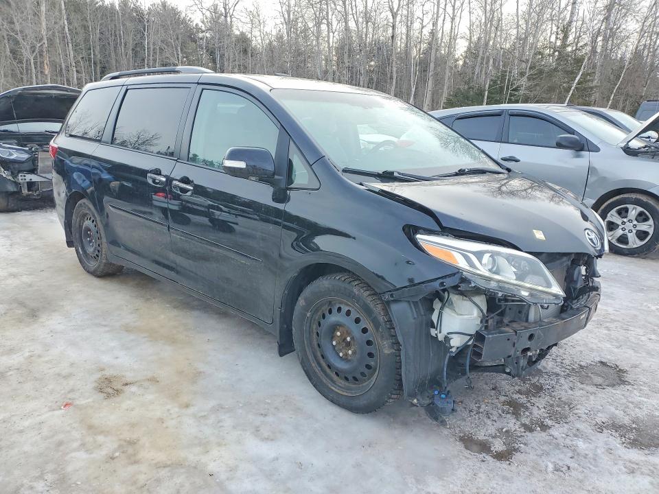 Photo 4 from auction – 2015 TOYOTA SIENNA with VIN 5TDYK3DC2FS618249