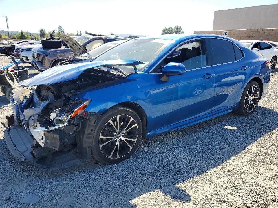 TOYOTA CAMRY 2020 with VIN 4T1G11AK2LU301282 - Photo from auction