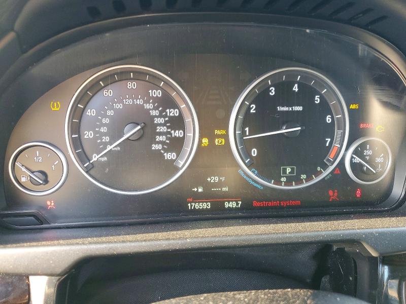 Photo 9 from auction – 2015 BMW X5 with VIN 5UXKR0C5XF0K69698