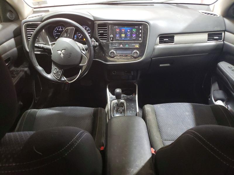 Photo 8 from auction – 2017 MITSUBISHI OUTLANDER with VIN JA4AZ3A33HZ011984