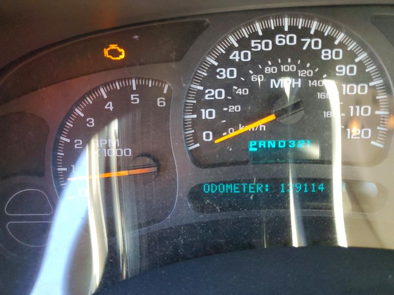 Photo 9 from auction – 2004 CHEVROLET SILVERADO with VIN 2GCEC19V841290483