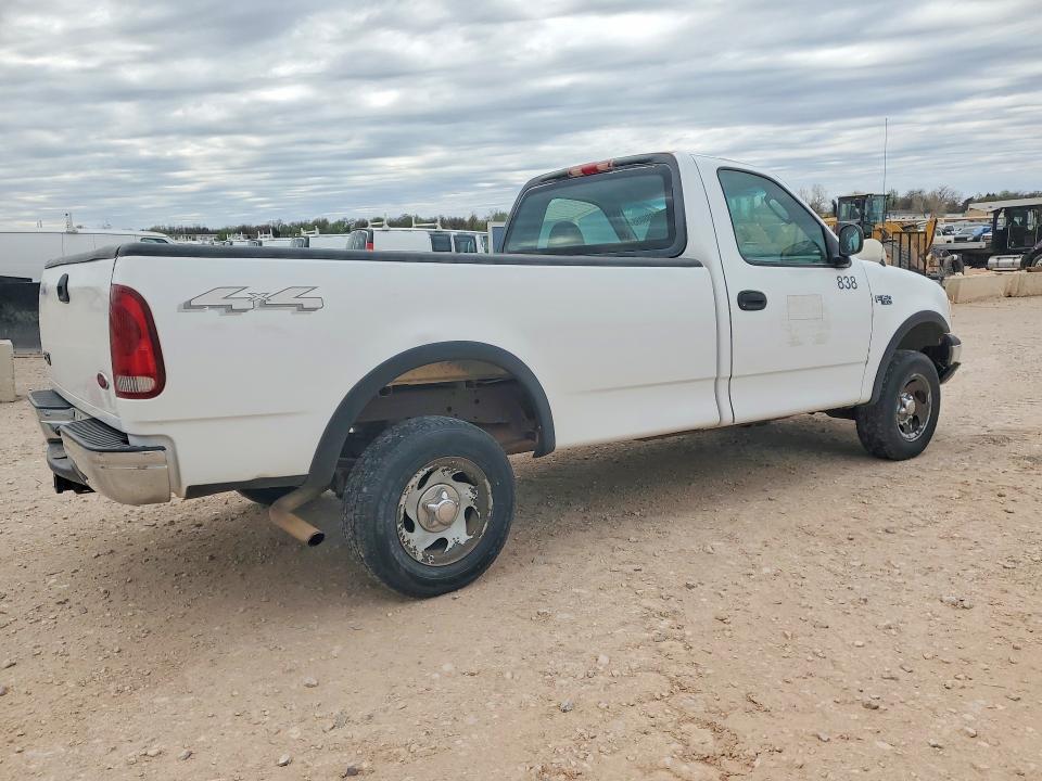 Photo 3 from auction – 2002 FORD F150 with VIN 1FTRF18212NC00487