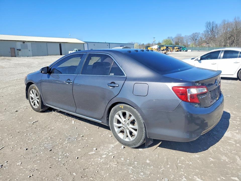 Снимка 2 от търг – 2014 TOYOTA CAMRY с VIN 4T4BF1FK0ER438766