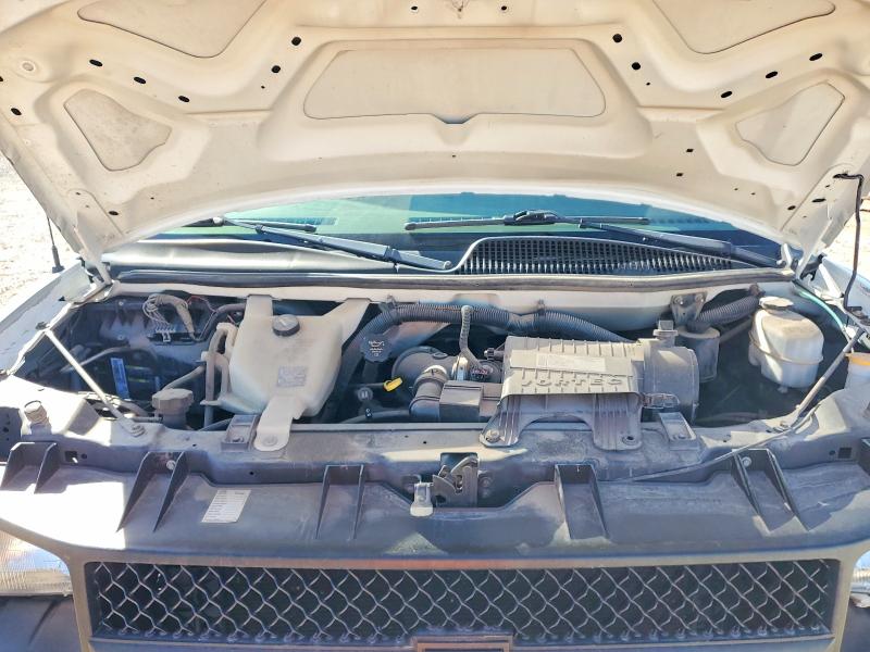 Photo 12 from auction – 2009 CHEVROLET EXPRESS G2500 with VIN 1GCGG25C691103696