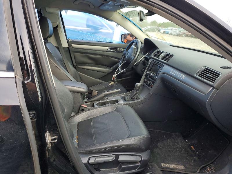 Photo 7 from auction – 2014 VOLKSWAGEN PASSAT with VIN 1VWBS7A30EC069486
