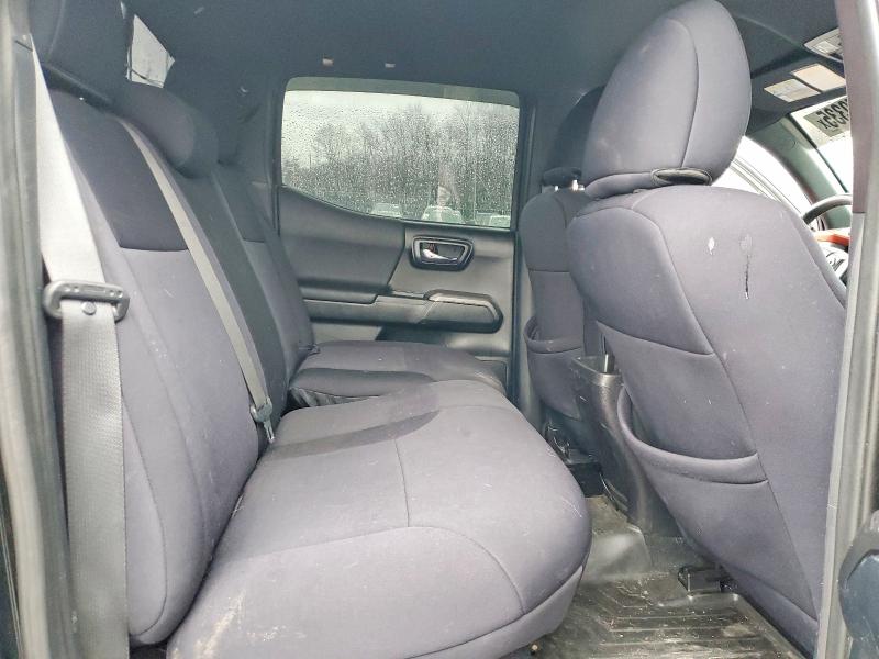 Photo 10 from auction – 2016 TOYOTA TACOMA with VIN 3TMCZ5AN2GM013978