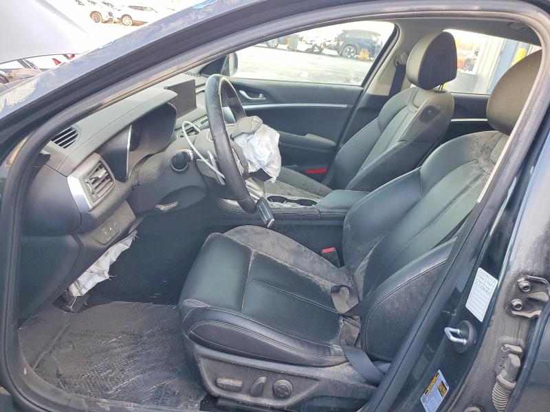 Photo 7 from auction – 2023 GENESIS G70 with VIN KMTG34TA2PU132490