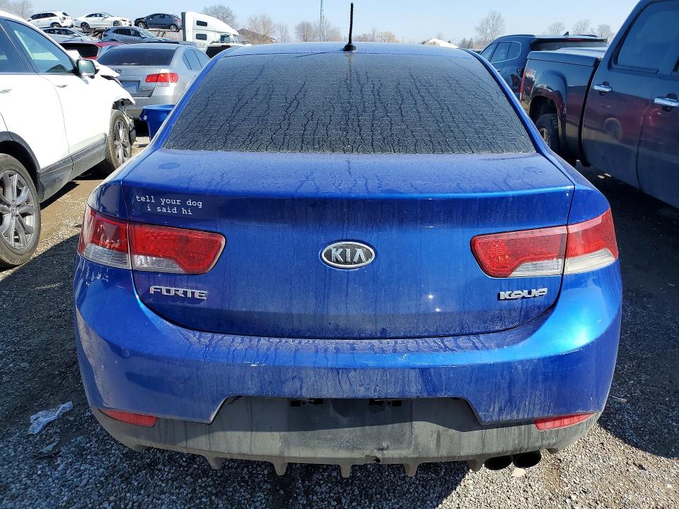 Photo 6 from auction – 2011 KIA FORTE KOUP with VIN KNAFU6A21B5437252