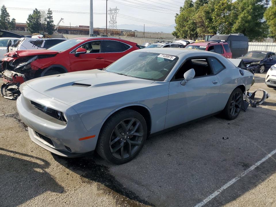 DODGE CHALLENGER 2022 with VIN 2C3CDZAG0NH144026 - Photo from auction