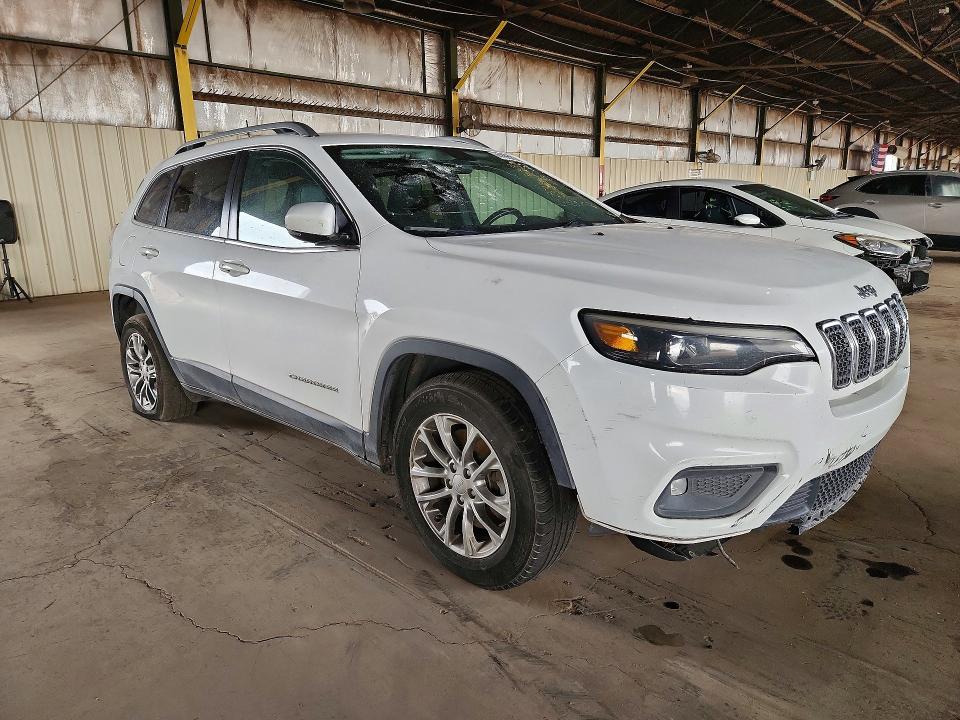 Photo 4 from auction – 2019 JEEP CHEROKEE with VIN 1C4PJLLB3KD316398