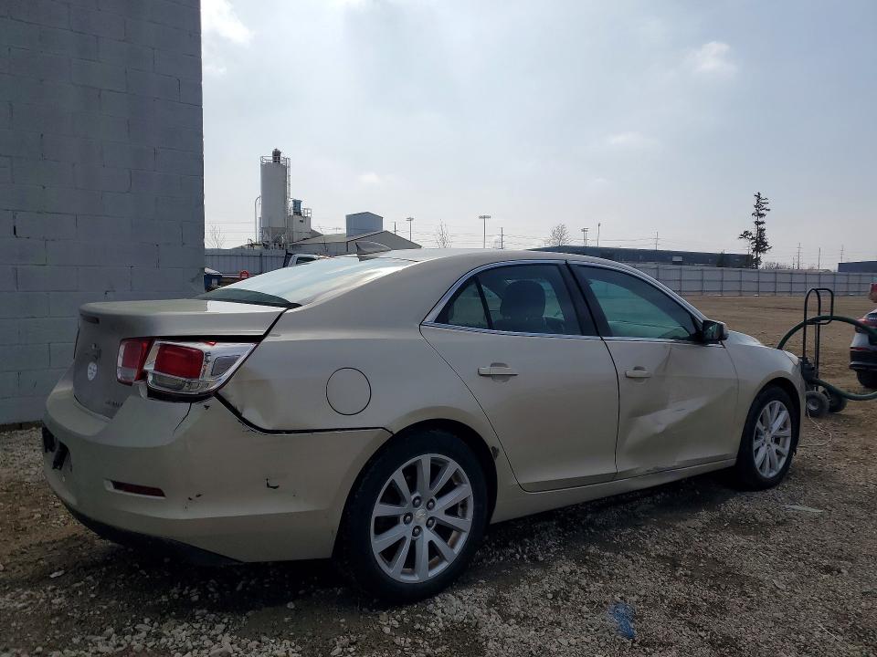 Photo 3 from auction – 2015 CHEVROLET MALIBU with VIN 1G11D5SLXFF322155