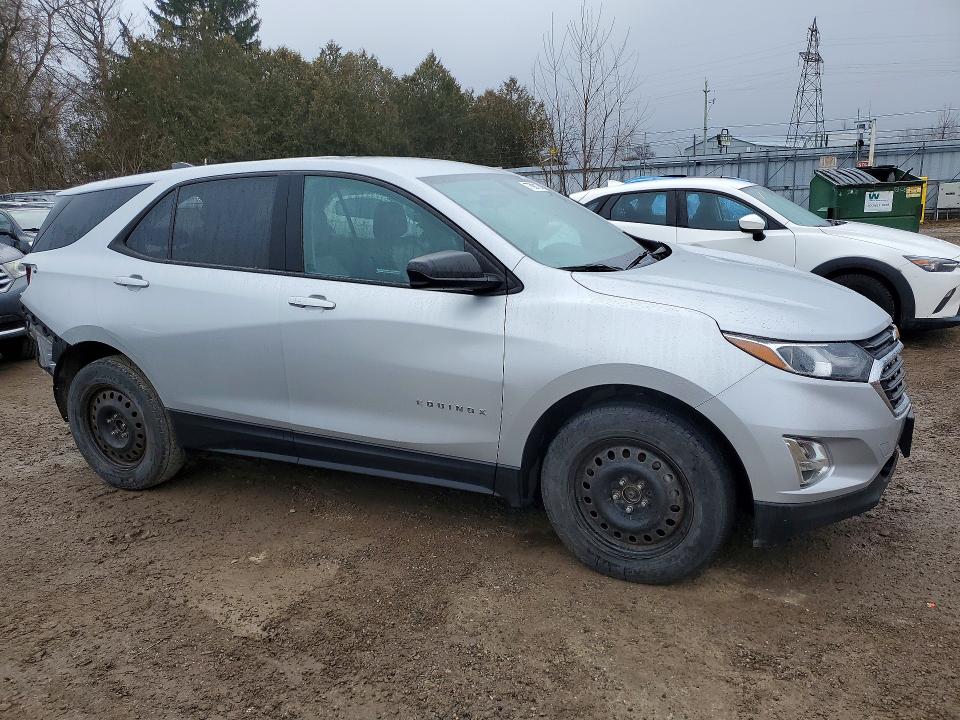 Photo 4 from auction – 2018 CHEVROLET EQUINOX with VIN 2GNAXHEV4J6316178