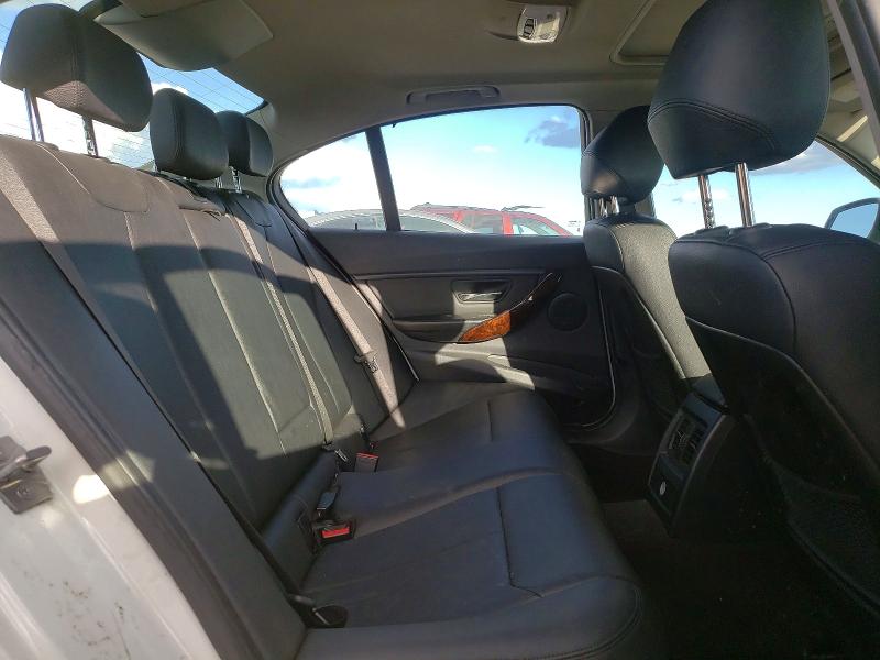 Photo 10 from auction – 2014 BMW 328 with VIN WBA3C1C57EK110716