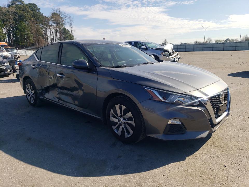 Photo 4 from auction – 2020 NISSAN ALTIMA with VIN 1N4BL4BV5LC172551