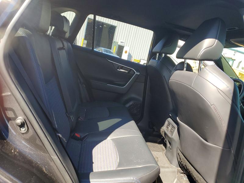 Photo 10 from auction – 2020 TOYOTA RAV4 with VIN JTMEWRFV6LJ034213
